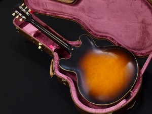 ギブソン セミアコ 345　355　1958　1959 1963 1964 ヒスコレ　ヒストリック　コレクション　ナッシュビル　historic　Nashville memphis 59 58 メンフィス　チェリー　サンバースト　ドット　dot block ブロック リー　リトナー　Lee Ritenour　チャックベリー　ラリーカールトン　chuck berry Larry Carlton