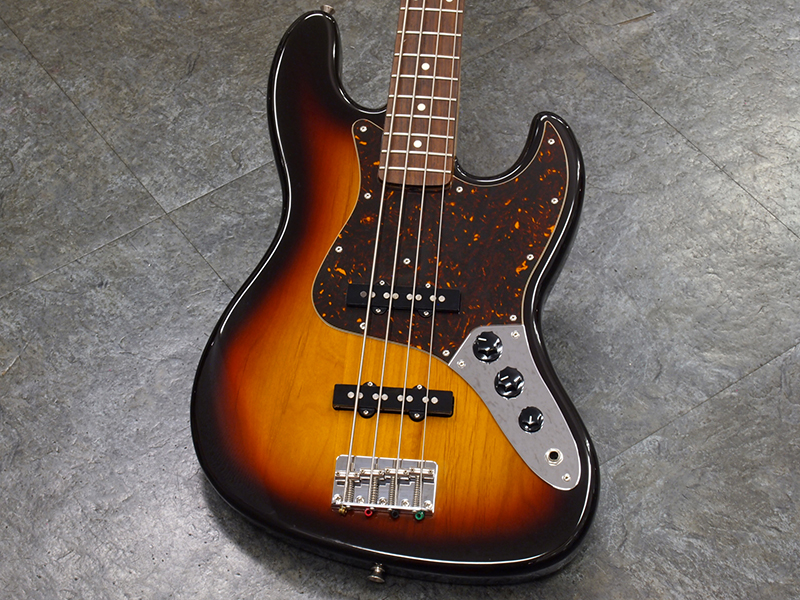 Fender Japan JB62M 3TS 税込販売価格 ￥59,800- 中古 コンパクトで 