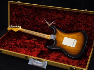 フェンダー　カスタムショップ　custom shop チームビルド　アニバーサリー　ストラトキャスター　レリック エイジド Brownie LTD 1954 1957 エリック　クラプトン LIMITED EDITION 2017 Team Built