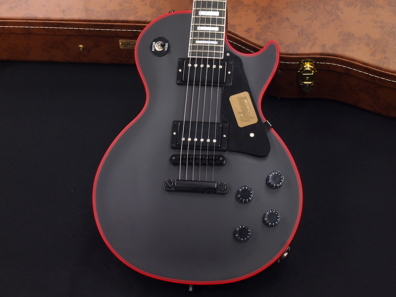 Gibson Custom Shop Les Paul Custom Stain Red Widow 税込販売価格 398 000 新品 世界限定本のみの限定生産品 圧倒的なインパクトを放つ レッド ウィドウ カラーのレスポール カスタム 浜松の中古楽器の買取 販売 ギターとリペア 修理 の事ならソニックス