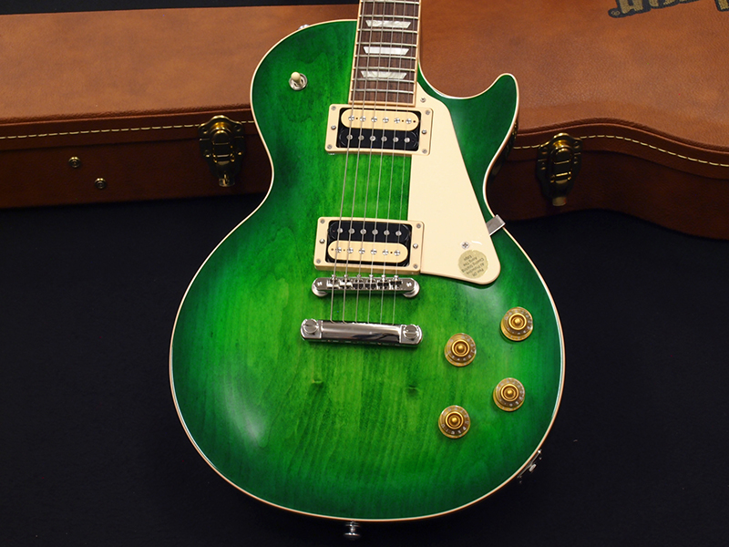 Gibson Les Paul Classic 17 T Green Ocean Burst 税込販売価格 179 800 新品 美しいグリーン バーストのレスポール クラシック スリムネック ロックペグ 57classic Pickupを採用 浜松の中古楽器の買取 販売 ギターとリペア 修理 の事ならソニックス