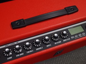 フェンダー マスタング ムスタング ギターアンプ　コンボ　100　200　家庭用　初心者　入門 モデリング line6 ライン6 yamaha ヤマハ thr spider mardhall code jmd