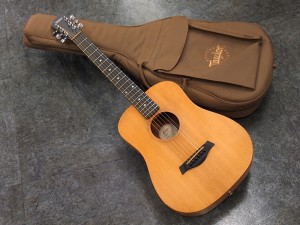 テイラー　ベビー　Big Made in USA アメリカ製　ミニギター　GS MINI ミニ　小型　パーラー　ギター　初心者　女性　子供　トラベル　parlor guitar small mini little martin リトル　マーチン　マーティン　LXM LXK 