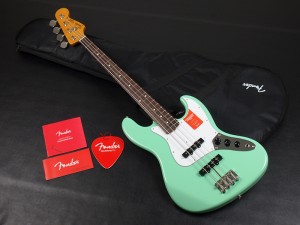 フェンダー　ジャパン　トラディショナル　ハイブリッド　hybrid　ジャズベース 1960 1961 1962 60 61 62 SGG SG　alder アルダー　バスウッド bass wood JB60 JB62 JB62US US USA Vintage ビンテージ　vintage サーフグリーン　フォームグリーン　form green