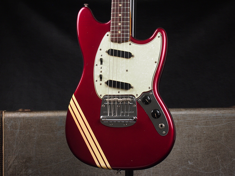 Fender Mustang Competition / Candy Apple Red 1973-1974年製 税込販売価格 ￥228,000-  ビンテージ 1973-1974年製のフェンダー・ムスタング。フルオリの美品!! « 浜松の中古楽器の買取＆販売 ギターとリペア(修理)の事ならソニックス