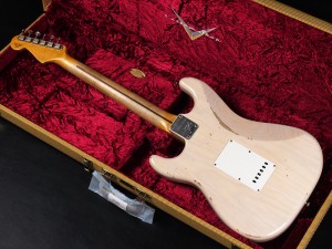 フェンダー　カスタムショップ　custom shop チームビルド　アニバーサリー　ストラトキャスター　レリック エイジド LTD 1954 1957 エリック　クラプトン LIMITED EDITION 2017 Team Built　AWBL　エイジド　ホワイト　ブロンド　限定