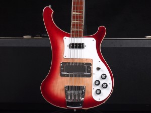 リッケンバッカー　ビートルズ　BEATLES ベース　bass モデル　4001　ポールマッカートニー　Paul McCartney クリス・スクワイア　Chris Squire レミー・キルミスター Lemmy Kilmister  ロジャー・グローヴァー Roger Glover 