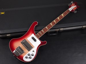 リッケンバッカー　ビートルズ　BEATLES ベース　bass モデル　4001　ポールマッカートニー　Paul McCartney クリス・スクワイア　Chris Squire レミー・キルミスター Lemmy Kilmister  ロジャー・グローヴァー Roger Glover 