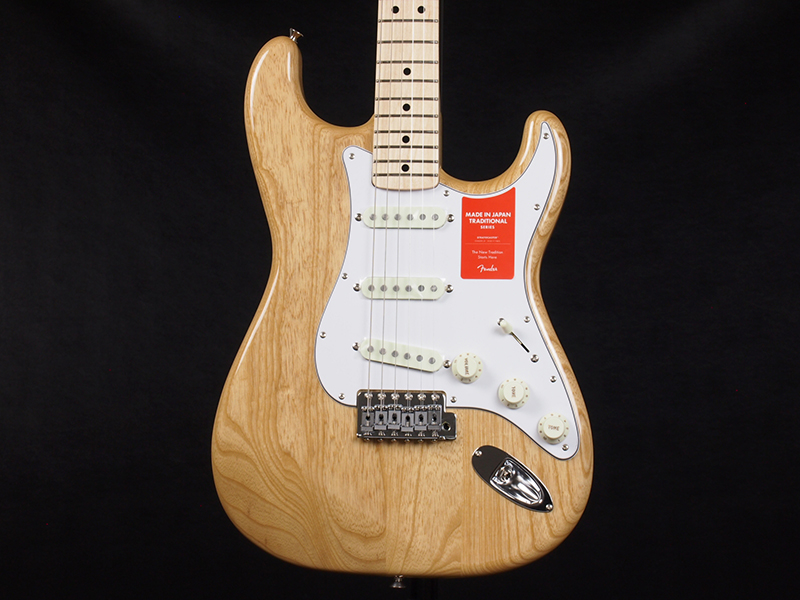 Fender Made in Japan Traditional '70s Stratocaster Ash Maple