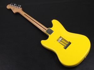 フェンダー サイクロン シリーズ series made in MEX USA mustang MUSIC MASTER DUO SONIC デュオ ソニック ミュージックマスター ムスタング マスタング ニルバーナ カートコバーン オルタナティブ オフセット kurt Cobain Nirvana alternative offset グラフィティ グラフティ イエロー