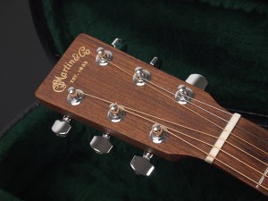 マーチン マーティン d-18 d-16 D-15 ドレッドノート dreadnought フォーク 初心者 入門 マホガニー mahogany