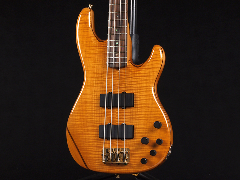 Fender american deluxe clearance zone bass