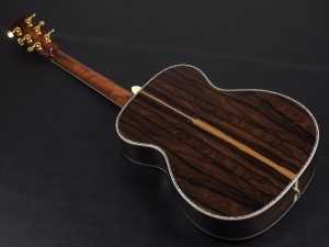 エレアコ 百瀬 モモセ momose エリック クラプトン Eric Clapton Ziricote Jacaranda ハカランダ OOO 000 EC 28 42 45 ATB Japan