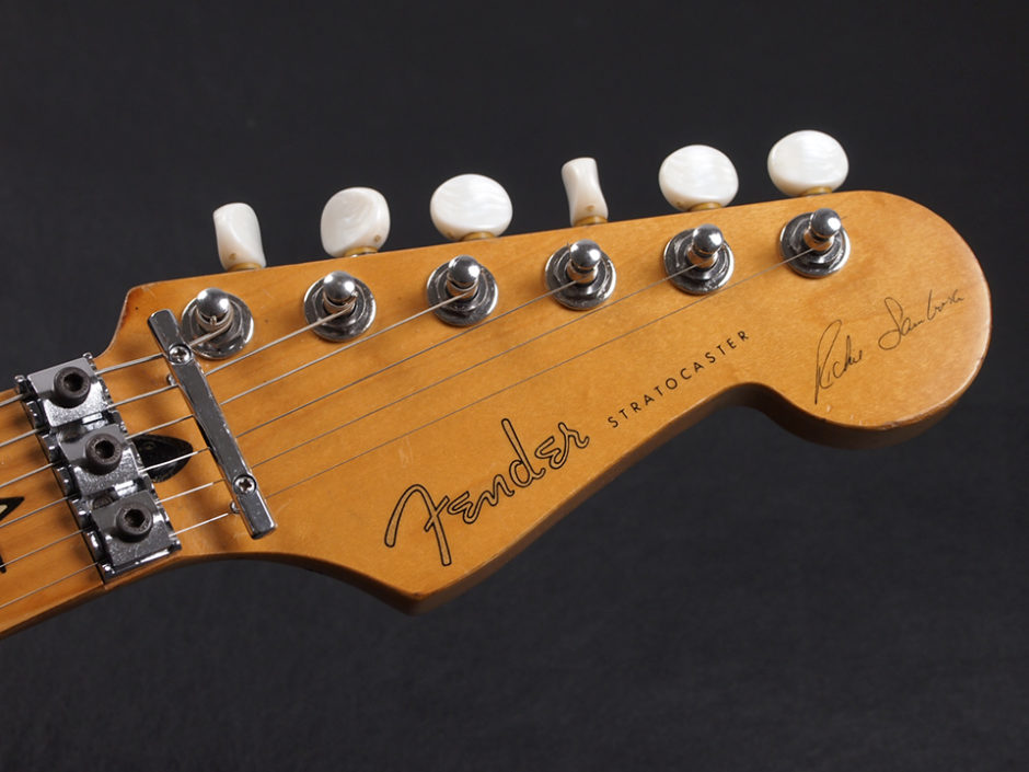 Fender STR-135RS SWH 税込販売価格 ￥89,800- 中古 ボン・ジョヴィのギタリスト『リッチ－・サンボラ』の