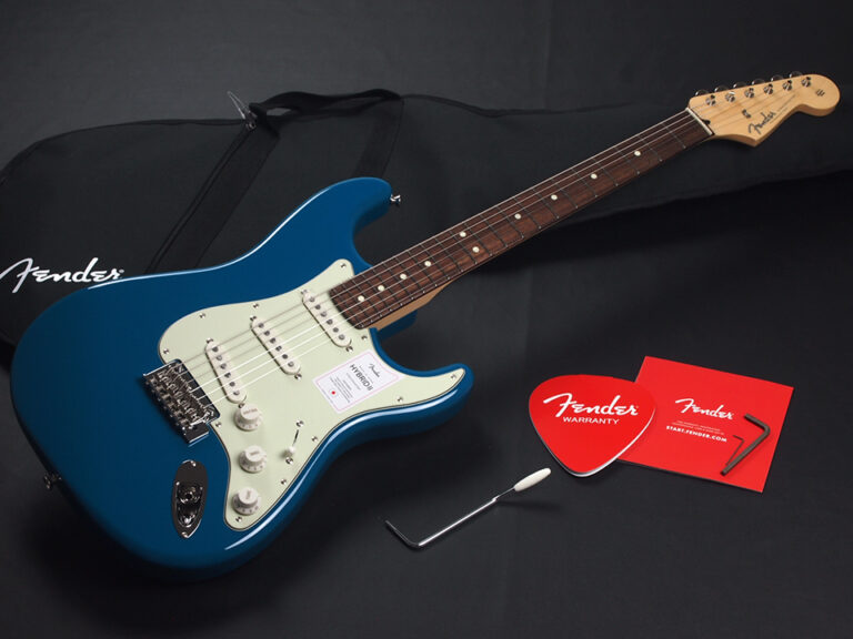 Fender Made in Japan Hybrid II Stratocaster Rosewood Fingerboard Forest