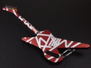 ヴァンヘイレン エディ Edward Van Halen Eddie PEAVEY Musicman Axis 5150 シャーク Frankenstein Ibanez destroyer