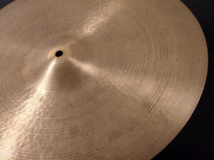 ジルジャン カナダ ロバートジルジャン A K Z 15 16 18 20 クラッシュ ライド Light custom sabian HHX Meinl Byzance Kieh moon Zak Starky