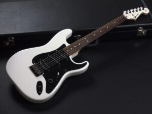 Charvel　Jake E Lee USA Signature Model, Rosewood Fingerboard, Pearl White with Lavender Hue