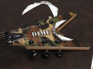 ダイムバッグ ダレル Dimebag Darrell Razorback From Hell Slime Lightning Bolt ZW Zakk Wylde washburn artist signature