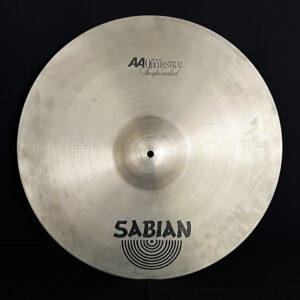 SABIAN AA Orchestral Suspended 20" AA-20S 2000年代製 SABIAN AA AA-20Sセイビアン AAクラッシュ ミディアムシンク サスペンデット吹奏楽 クラシック B20ブロンズ クラッシュシンバル 薄めレスポンス 立ち上がり早い ブライトサウンド 抜け良し バランス良好 オールジャンル対応 ロック ポップス フュージョン スタジオ定番 レコーディング向き カナダ製 ドラムシンバル 中古シンバル