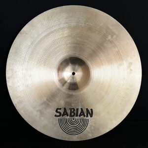 SABIAN AA Orchestral Suspended 20" AA-20S 2000年代製 SABIAN AA AA-20Sセイビアン AAクラッシュ ミディアムシンク サスペンデット吹奏楽 クラシック B20ブロンズ クラッシュシンバル 薄めレスポンス 立ち上がり早い ブライトサウンド 抜け良し バランス良好 オールジャンル対応 ロック ポップス フュージョン スタジオ定番 レコーディング向き カナダ製 ドラムシンバル 中古シンバル