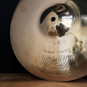 SABIAN AA Fusion Hihat 13" Pair 2000年代製 SABIAN AA Fusion Hats 13インチ セイビアン ハイハット フュージョンハッツ 小径ハイハット 13ハイハット トップ薄 ボトム厚 ヘビーボトム タイトサウンド キレ重視 高速レスポンス 明瞭なチック音 抜け良し モダンサウンド ブライト ドラムシンバル ファンク フュージョン ポップス ロック スタジオ向き ライブ向き プロユース B20ブロンズ 中古シンバル
