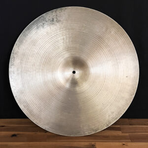 Zildjian A Medium Ride 20インチ ジルジャン Aライド ミディアムライド ライドシンバル 定番ライド ブライトサウンド バランス良好 万能型 ピング明瞭 クラッシュライド対応 ジャズ ロック ポップス スタジオ定番 レコーディング対応 プロユース ドラムシンバル B20ブロンズ USA製 中古シンバル