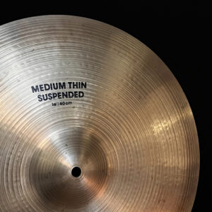 Zildjian A Suspended Medium Thin 16 Zildjian A thin crash 16 18 20インチ ジルジャン A クラッシュ サスペンデット サスペンド サッシン ブライトサウンド バランス良好 万能型 レスポンス 吹奏楽 オーケストラ ジャズ ポップス スタジオ定番 ドラムシンバル B20ブロンズ USA製 中古シンバル