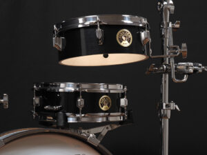 TAMA Club-JAM Pancake Drum Set BD18" TT10” FT13” SD12” LJK48P【シンバルスタンド、専用ケース付】 タマ クラブジャム パンケーキ トレーニング シングルヘッド 薄型 超浅胴 リズムトラベラー 平陸 松下マサナオ hip-gig マイクロキット 機動性 運搬 練習 トレーニング